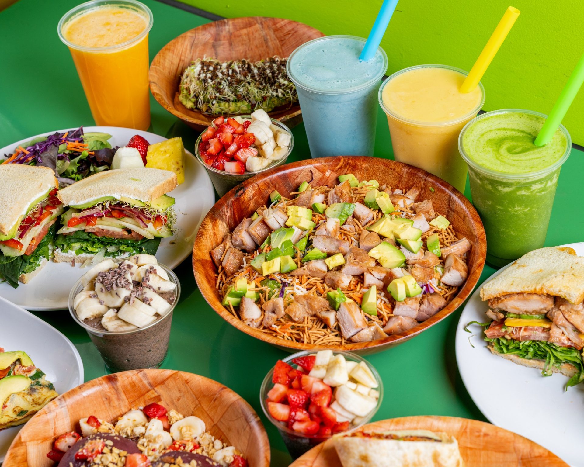 Juice, bowls and lunch